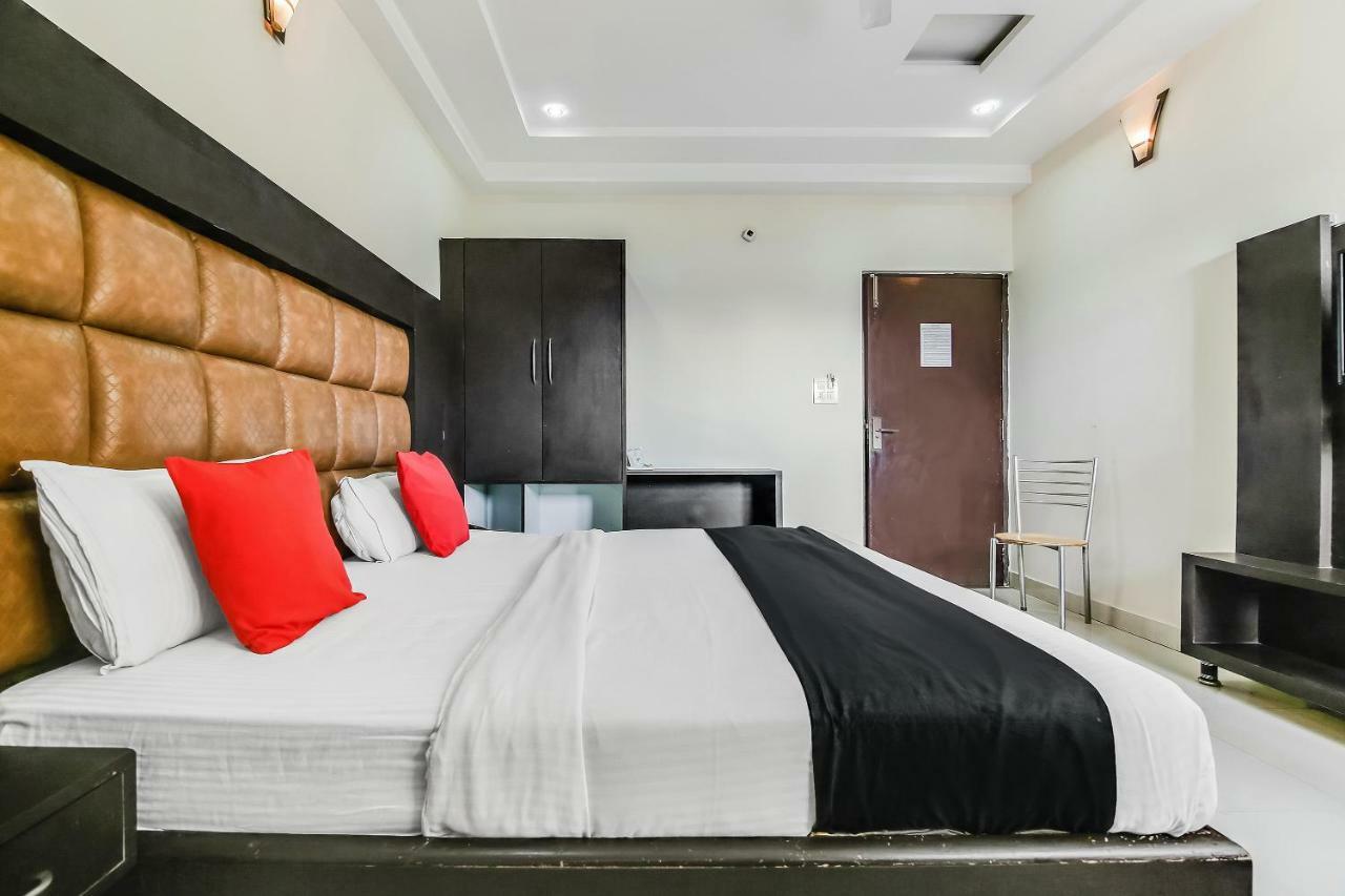 Capital O 32619 Hotel Sugar Palm Gwalior Eksteriør bilde