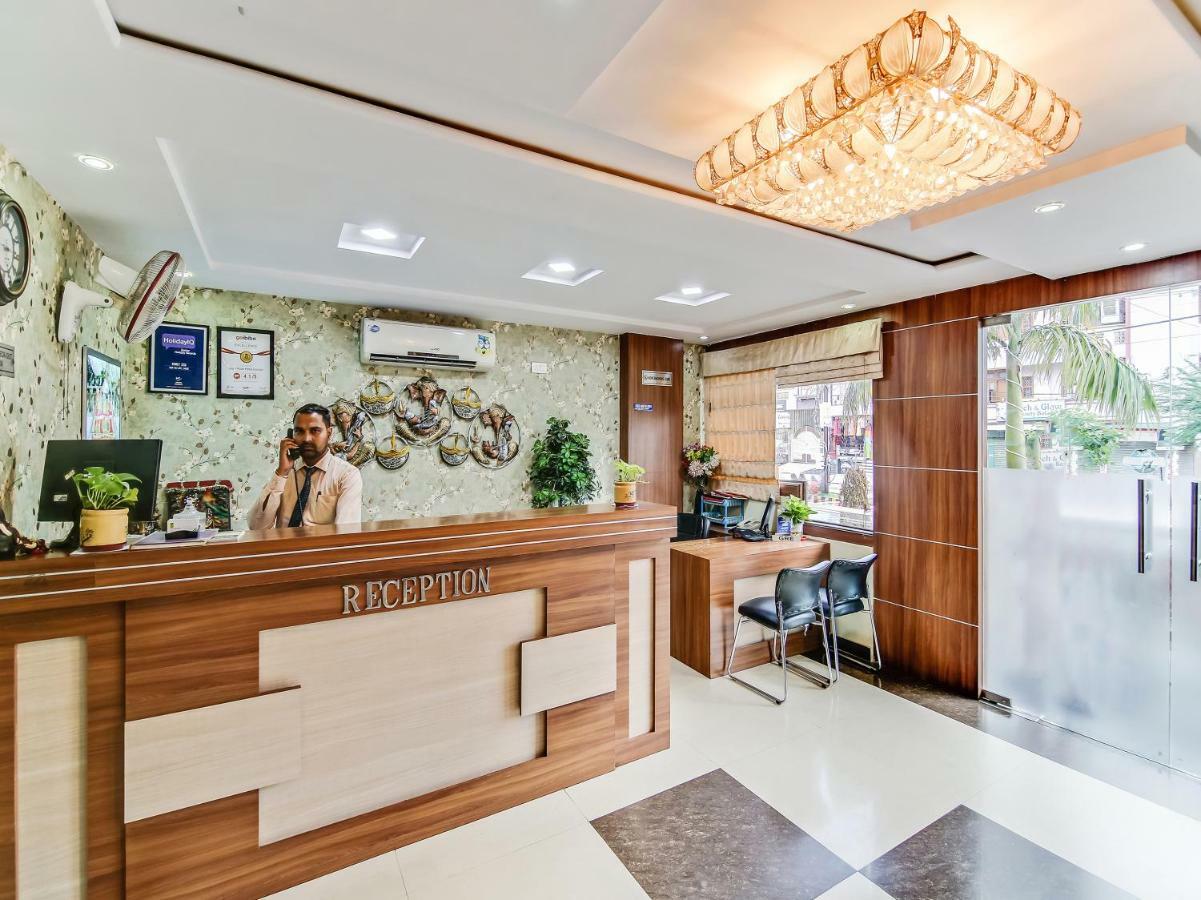 Capital O 32619 Hotel Sugar Palm Gwalior Eksteriør bilde