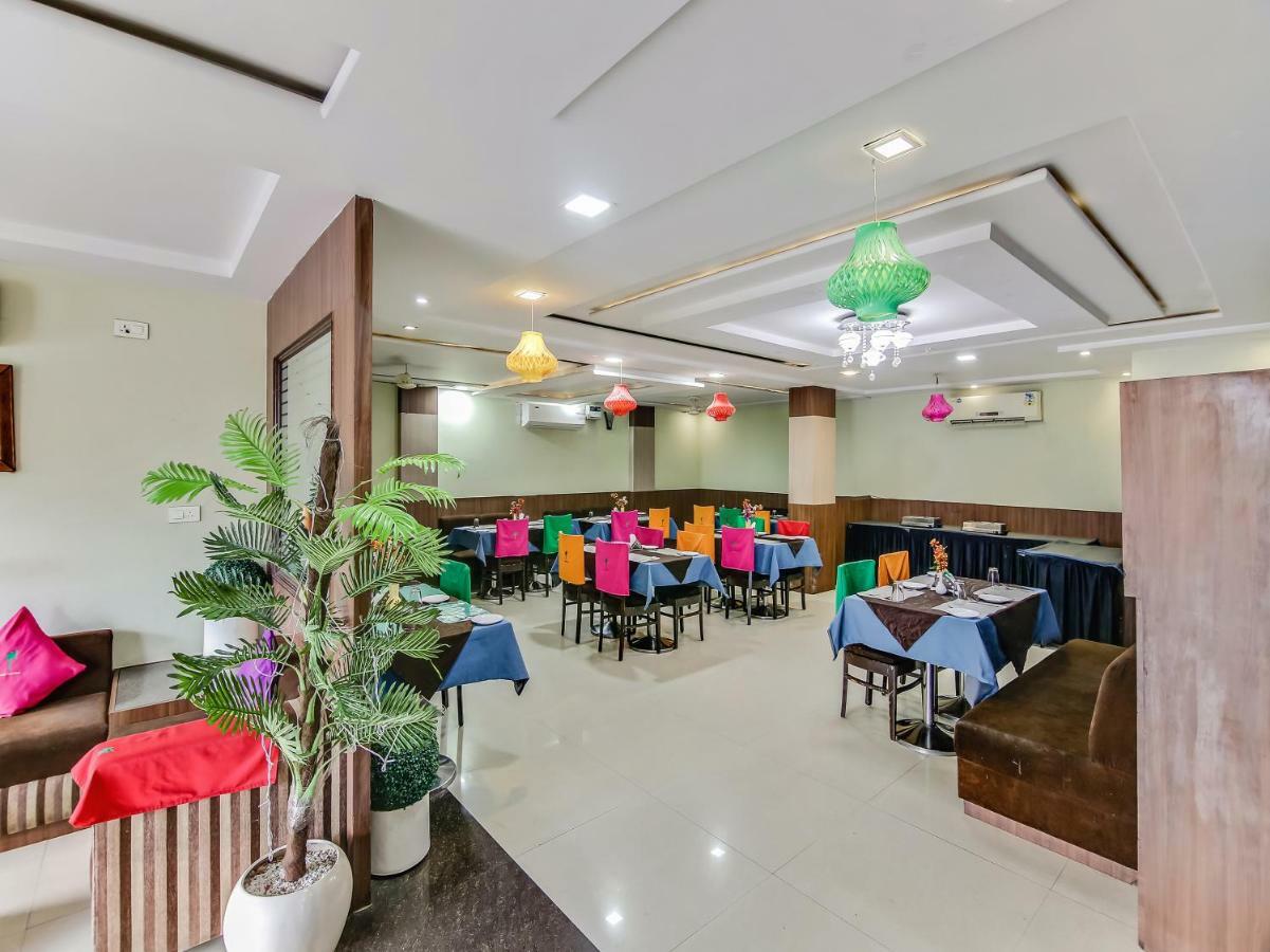 Capital O 32619 Hotel Sugar Palm Gwalior Eksteriør bilde