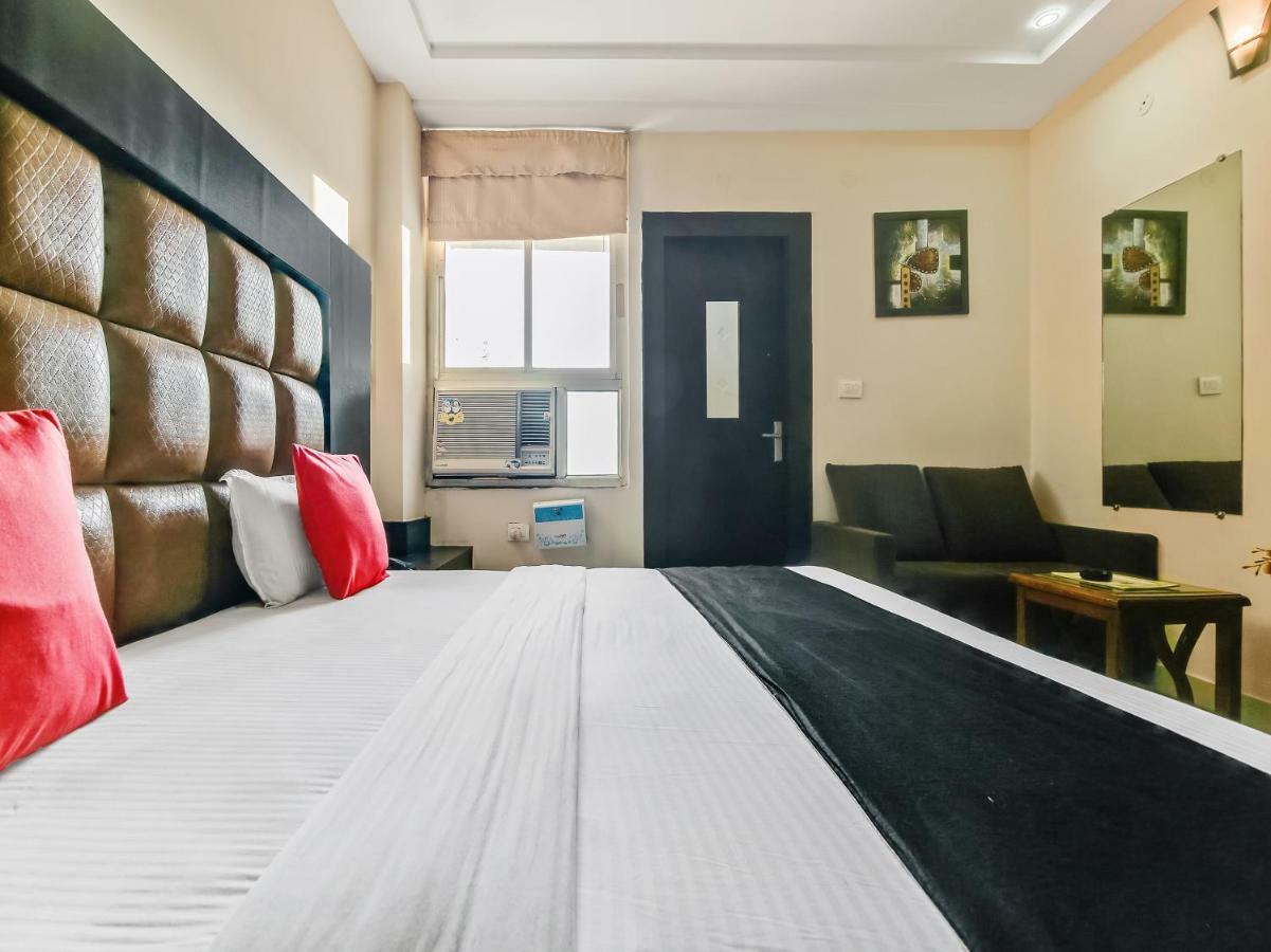 Capital O 32619 Hotel Sugar Palm Gwalior Eksteriør bilde