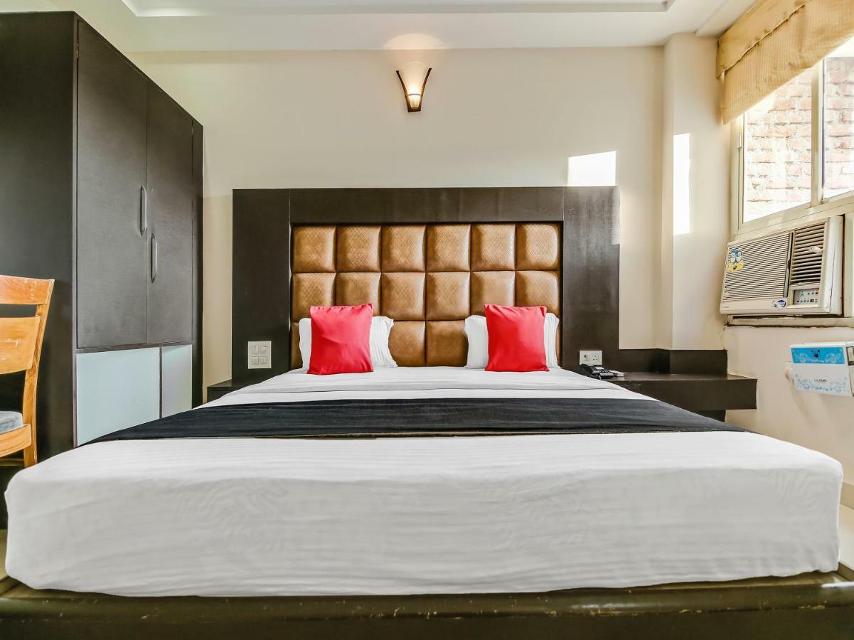 Capital O 32619 Hotel Sugar Palm Gwalior Eksteriør bilde