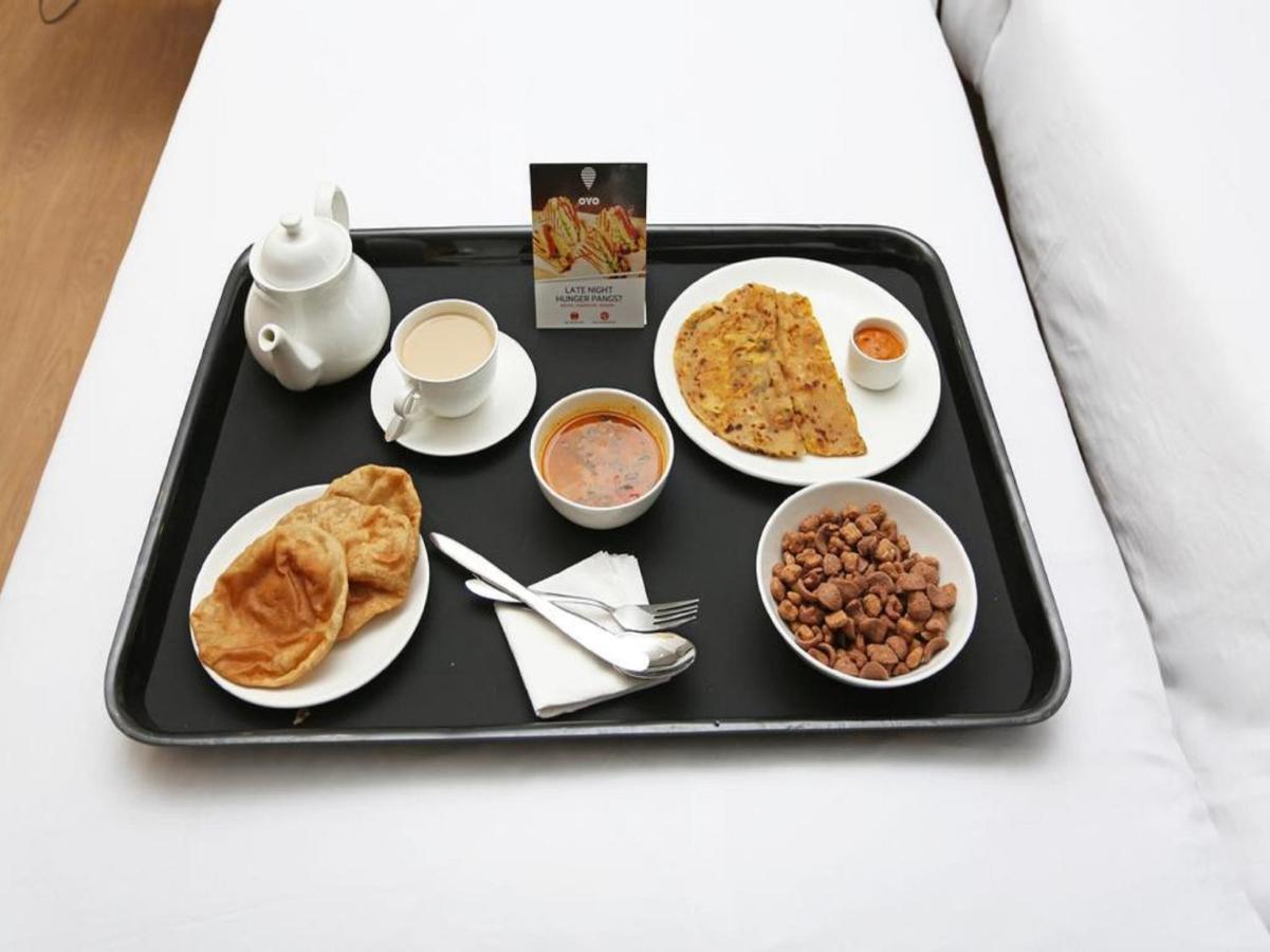 Capital O 32619 Hotel Sugar Palm Gwalior Eksteriør bilde