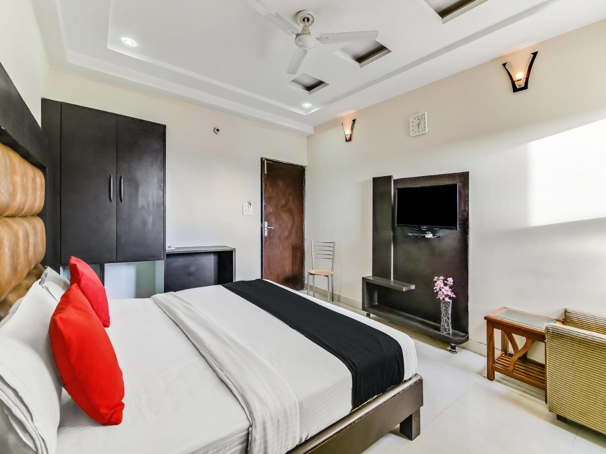 Capital O 32619 Hotel Sugar Palm Gwalior Eksteriør bilde